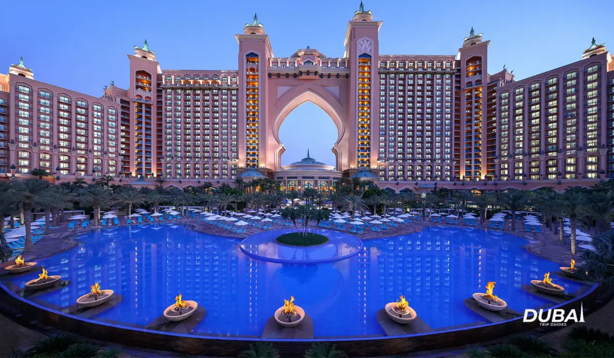 atlantis-the-palm-swimming-pool